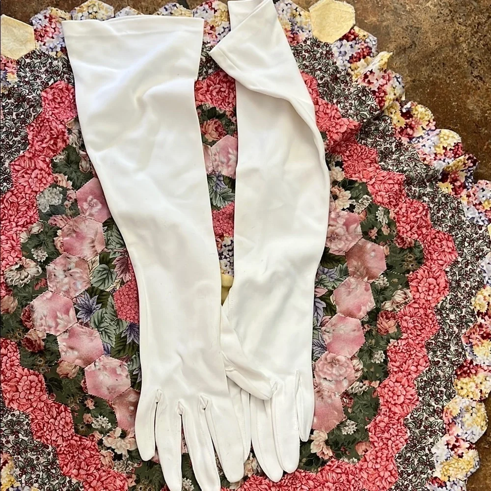 CRESCENDOE CARESSE Vintage Women’s Gloves Sz 6 1/2